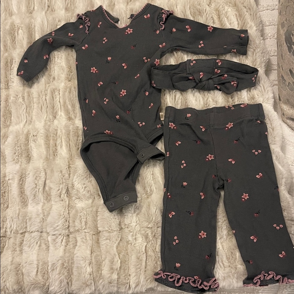 Charming Floral Bodysuit Set in Dark Gray